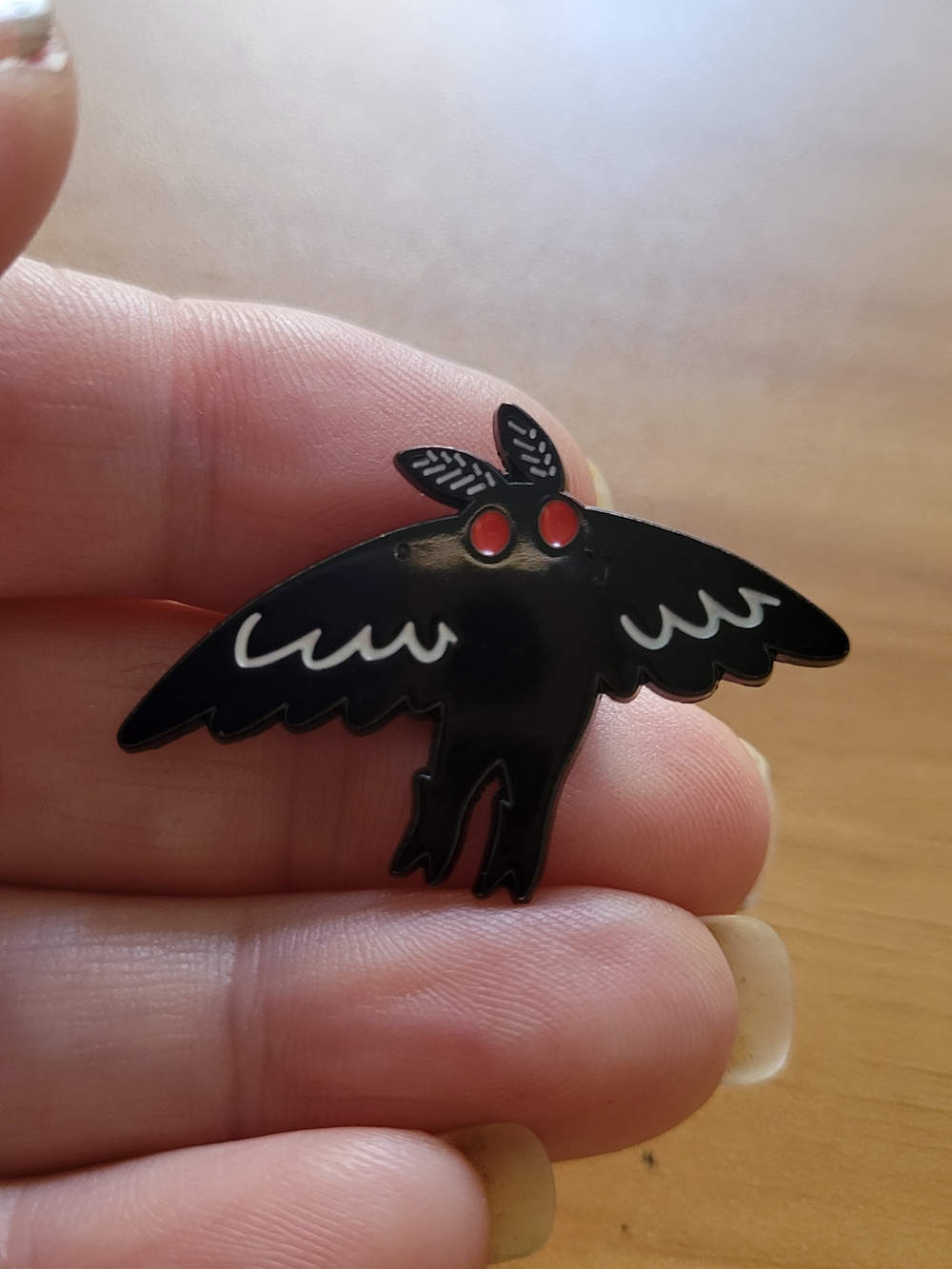 🍁NEW🍁Black Mothman Brooch with Red Eyes - Unbranded